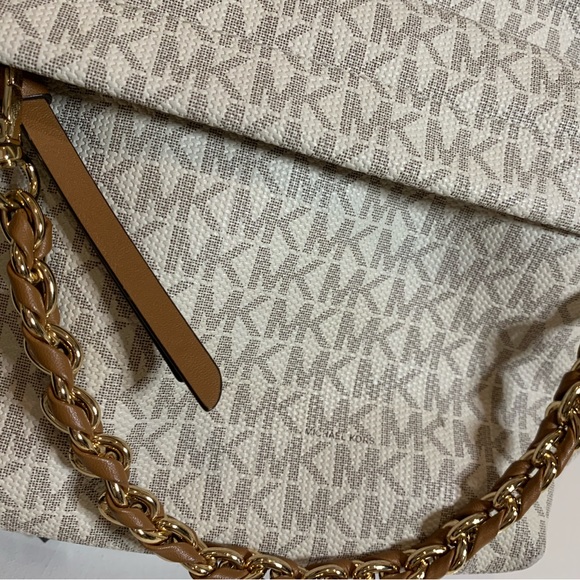 Michael Kors backpack like new - Picture 9 of 9